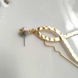 古典長捻耳環（金色） 第6張的照片