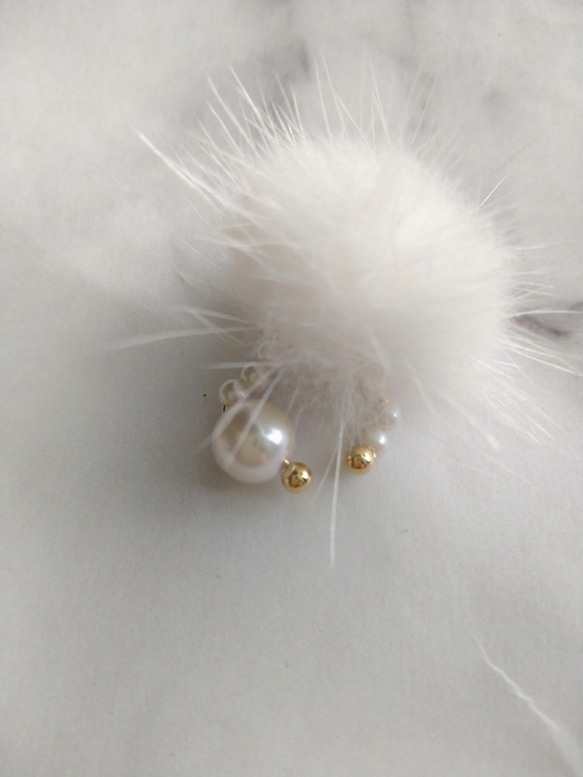 珍珠毛皮耳環 第2張的照片