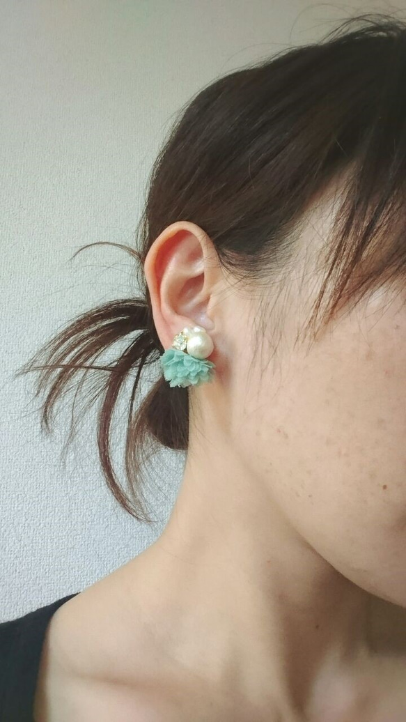 flowerpearl耳環（清新綠色） 第4張的照片