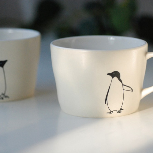 ペンギンカップ・バニラホワイト（単品AorB マグカップ くらし