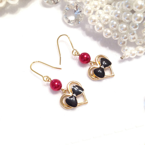 リボンとハートの激カワ ピアス ピアス（フック・チェーン） mimimo  
