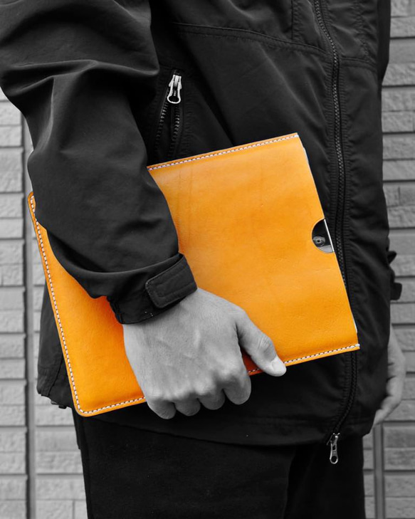 YELLOW IPAD CASE 1枚目の画像