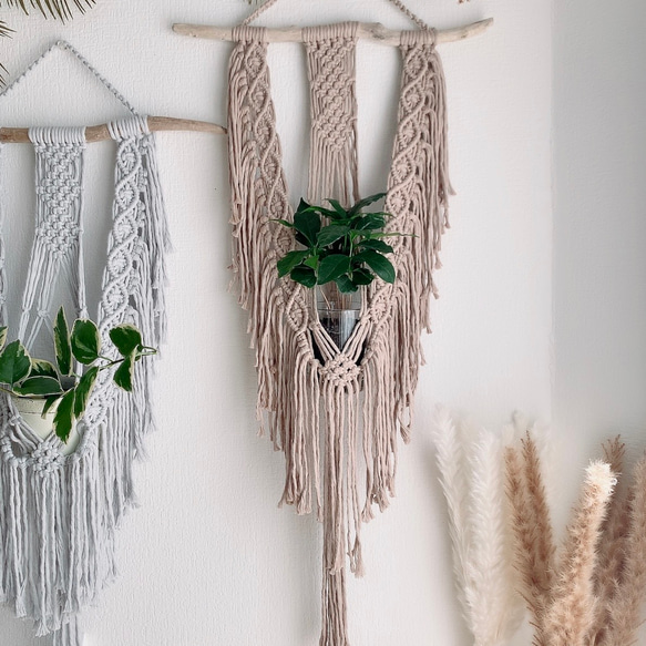 流木マクラメ編みプラントハンガー(グレージュ) タペストリー・壁掛け  