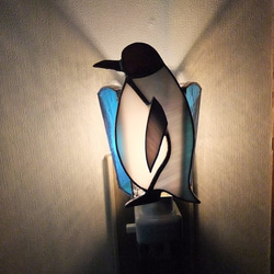 ステンドグラスおやすみランプ（penguin blue） 5枚目の画像