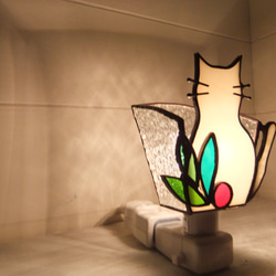うす桃色の猫のおやすみランプ　冬支度ver.【ｃｒｅｅｍａ限定】 4枚目の画像