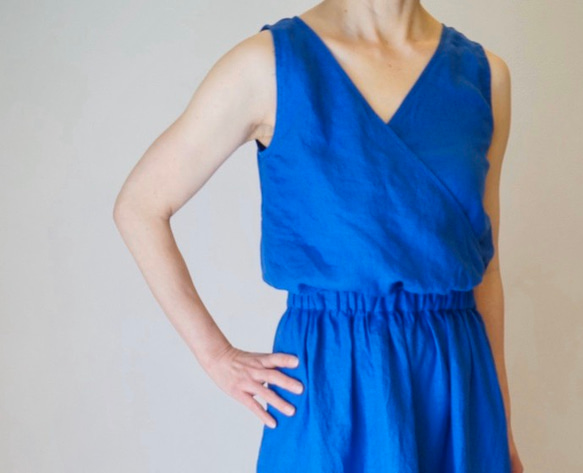 【再販】前後で着れる　100%リネン  ワンピース　涼しい　春夏　青　ブルー　ロングスカート 2枚目の画像