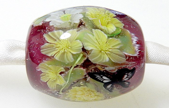 Necklace, Three Kinds Kerria Flower & Butterfly Glass Bead 第2張的照片