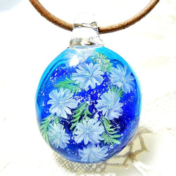 Lampwork Glass Pendant of Anemone & Butterfly, sra 第2張的照片