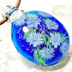 Lampwork Glass Pendant of Anemone & Butterfly, sra 第3張的照片