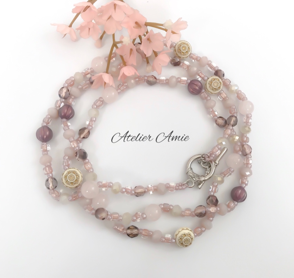【Atelier Amie】再販＊桜色ローズクォーツ　2wayロングネックレス　ドイツ製アクリルビーズ使用
