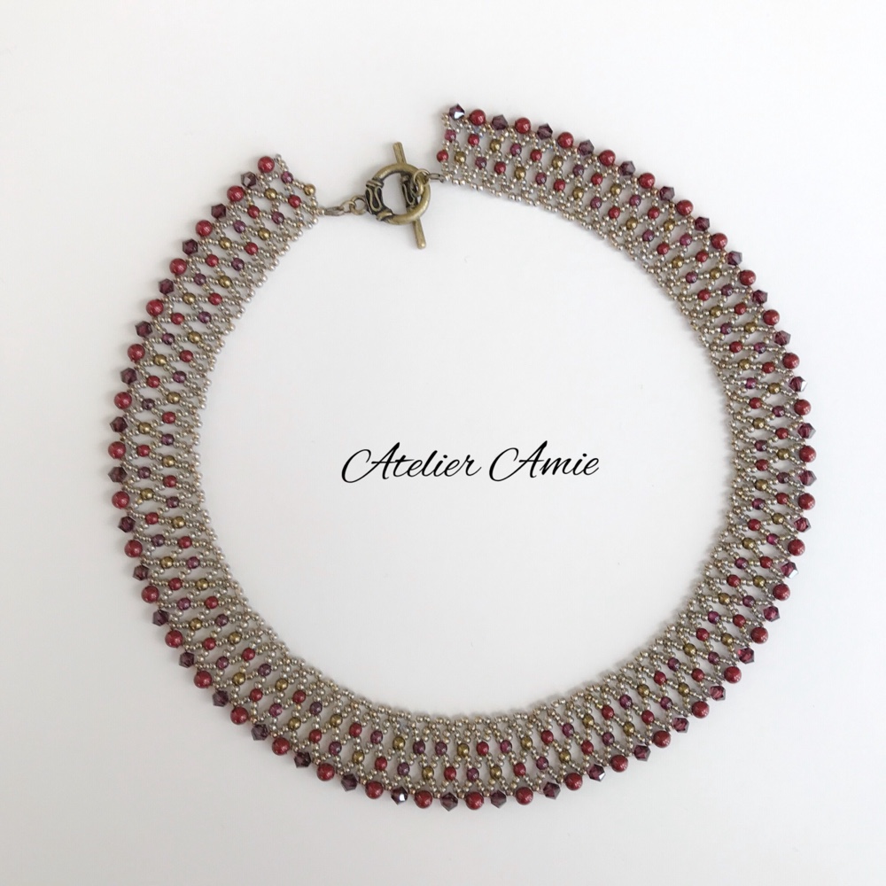 【Atelier Amie】一点もの＊ガーネット&クリスタルガラスパール ネッティングネックレス
