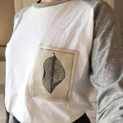2020新作-アートラグラン長袖Tシャツー銅版版画ー『葉』ー男女兼用 2枚目の画像