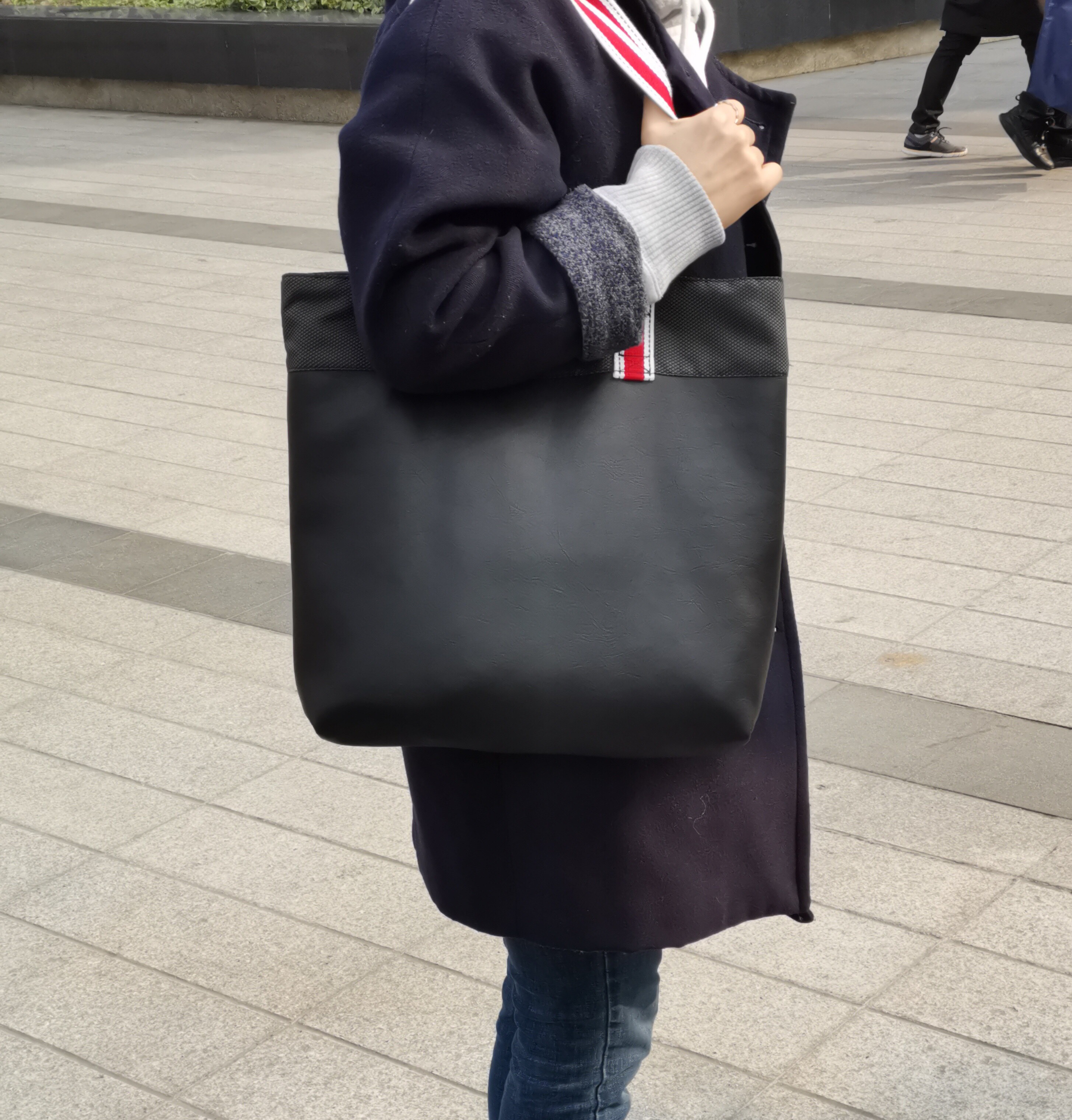 すぐ発送2022年お買い得大人大容量通勤用第一弾ー合革とキルトシリーズ〜トートバッグマチ15cm