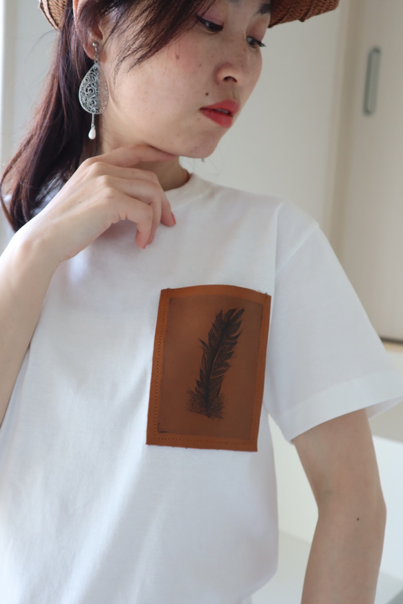 2020アートTシャツー『銅版版画ー羽』ー白 3枚目の画像