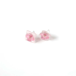 手繪 繡球花 耳環 Hydrangea earrings 第1張的照片