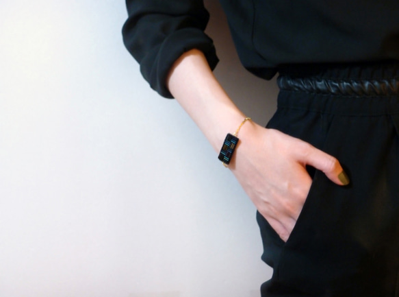 SHAO / Rectangular Embroidery Bracelet / Blue Black & Bronze 1枚目の画像