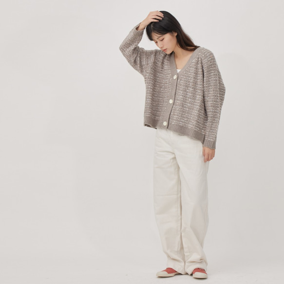 Queena V Neck Tweed Cropped Cardigan / Grey 3枚目の画像