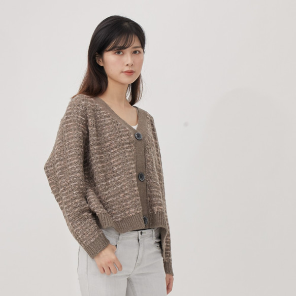 Queena V Neck Tweed Cropped Cardigan / Brown 7枚目の画像