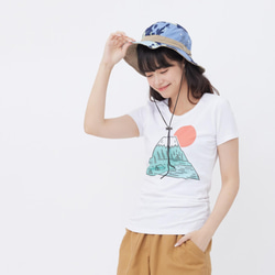 夏の富士山、キャンプに行こう。綿、半袖、女性用Tシャツ 6枚目の画像