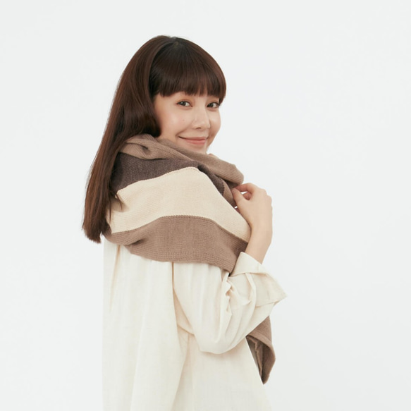 Ann Wool Blend Color Block Poncho Shawl / Light Brown 7枚目の画像