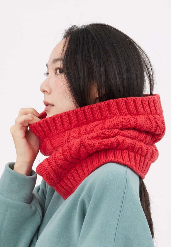 Lulu Cable Knitting Warm Neck Gaiter / Red 1枚目の画像