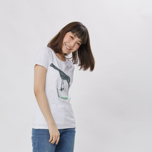 小鳥がスイカを食べる・ピーチ起毛ソフトコットン・半袖・レディースTシャツ、ホワイト 6枚目の画像