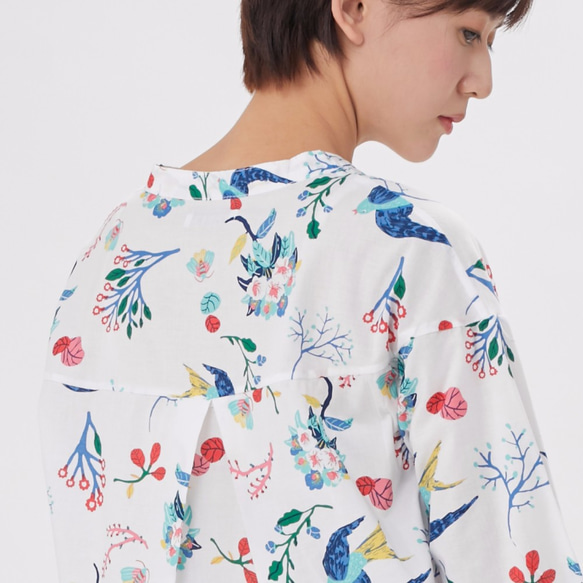 Ivy Henley Cotton Floral Print Long Sleeves Blouse 7枚目の画像