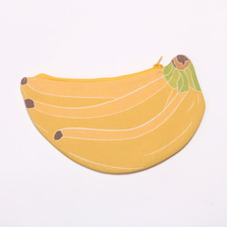 バナナ  ポーチ レッド 2枚目の画像