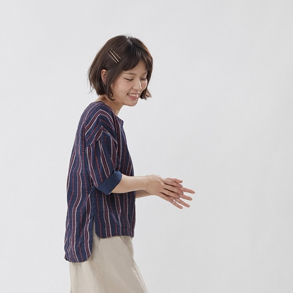 Irene Half Sleeves Round neck Top / Stripe Blue 8枚目の画像