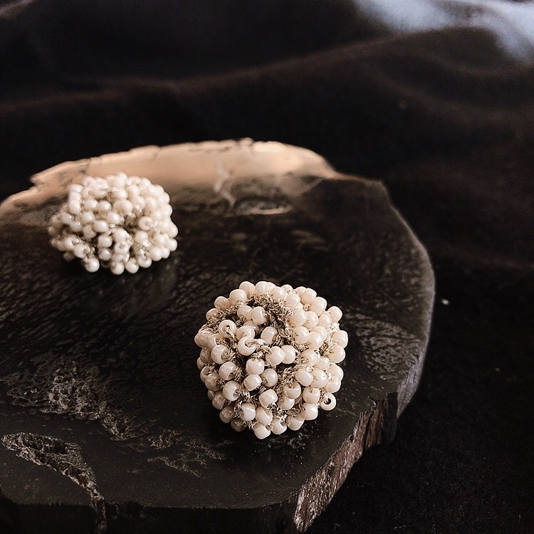 マジックフラワーピアス