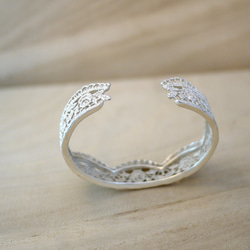 【金夏琳 King & Sharlene 】 小玫瑰蕾絲手鐲 925純銀c型開口手環 第3張的照片