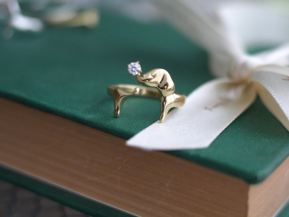 【金夏琳 King & Sharlene】 追著尾巴的臘腸 戒指 - 大頭含鑽純銀版 第4張的照片