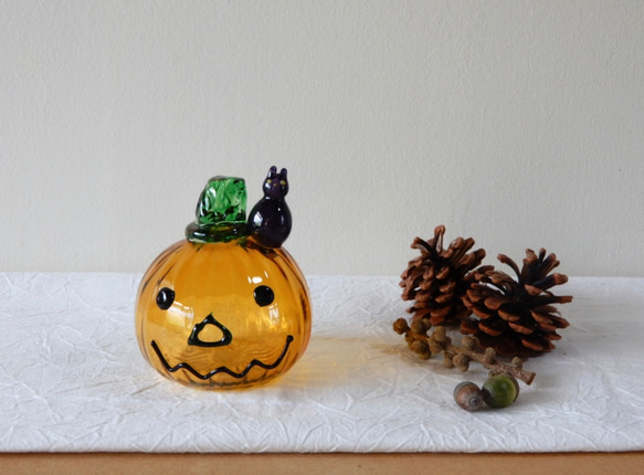 ハロウインかぼちゃと黒猫　Big 1枚目の画像