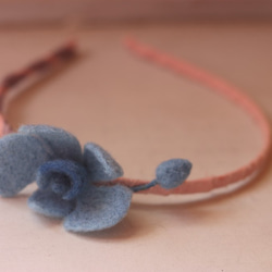 現貨款 天然植物染 藍染蝴蝶蘭髮箍 第2張的照片