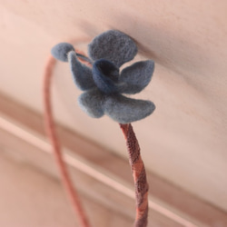 スポット天然植物染めブルー染めバタフライオーキッドヘッドバンド 3枚目の画像