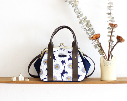 AVENCHUMU ♡リボンショルダージップフーディ♡GLAY グッチ GUCCI ショルダーバッグ レディース GGスプリーム ブルー