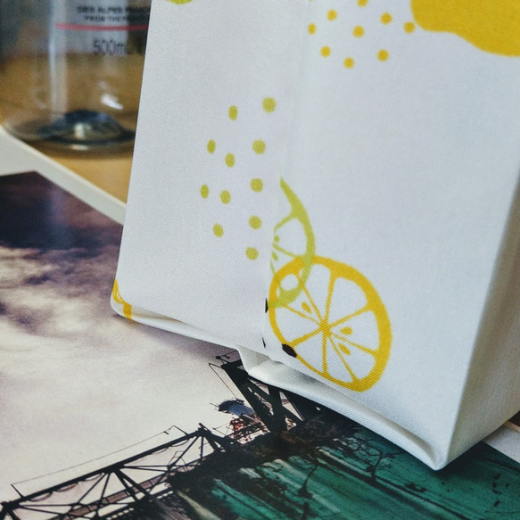 レモンたっぷり（薄黄色）。環境に優しい飲料バッグ朝食バッグポータブルユニバーサルバッグ 2枚目の画像