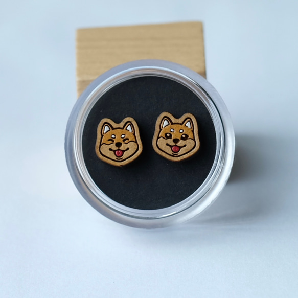 『田田製作所』木製ピアス- 柴犬 (Silicone clip-on earring) 5枚目の画像