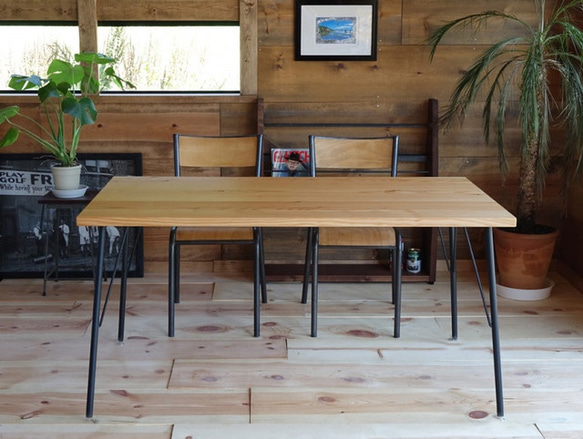 Larix forest bench set15*80　国産無垢材　ダイニングテーブル 1枚目の画像