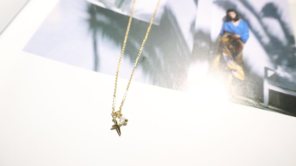 圓氐『愛的信物』守護誓言水晶珠項鍊（18K金色）手工設計製作 微復古 輕珠寶 黃銅飾 第4張的照片