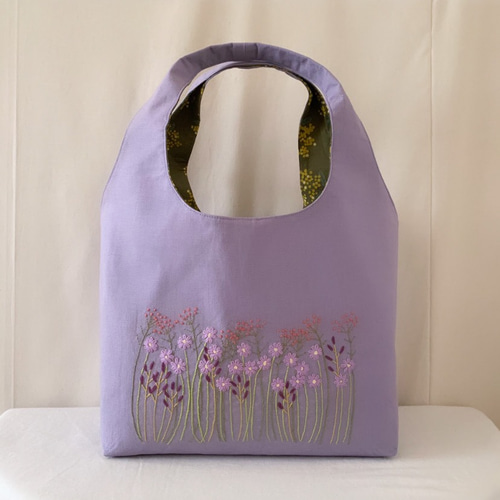 A4大サイズ】草花手刺繍・綿麻トートバッグ・ライラック色【くが屋 