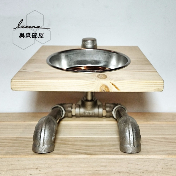 [le sens] 手作松木寵物飼料碗架便當餐架/單碗(桌面可調整斜度) 第2張的照片