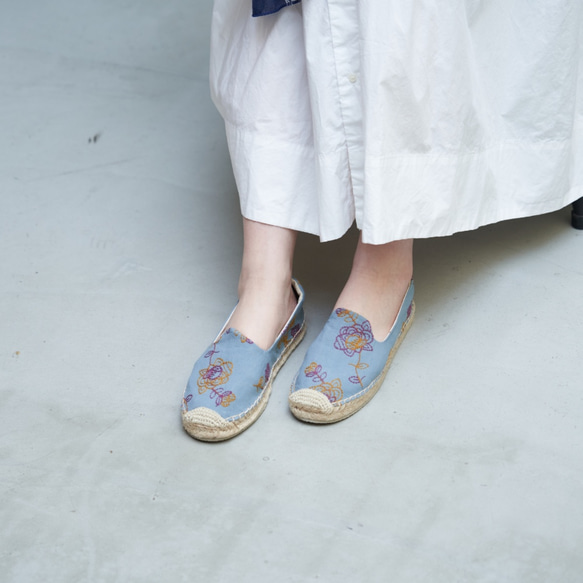 日本刺繡緹花布手工草編鞋 藍刺繡緹花 第6張的照片