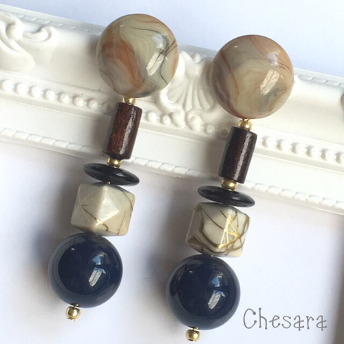 ドイツヴィンテージカボションの大ぶりピアスorイヤリング⑭ ピアス  