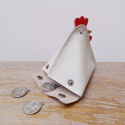 手工皮革白色小公雞立體三角零錢包 第3張的照片