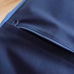 深藍棉布X藍色麂皮布飾有牛皮提把手工後背包 第7張的照片