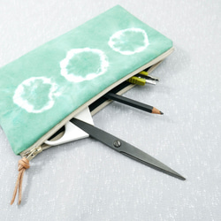 : 綠圈圈 : 筆袋 化妝包 收納袋 錢袋 手染 渲染 禮物 第3張的照片