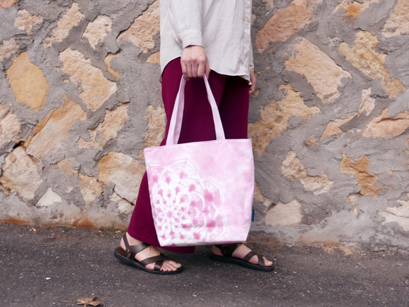 Tie-dye handmade tote bag :Sakura: 1枚目の画像