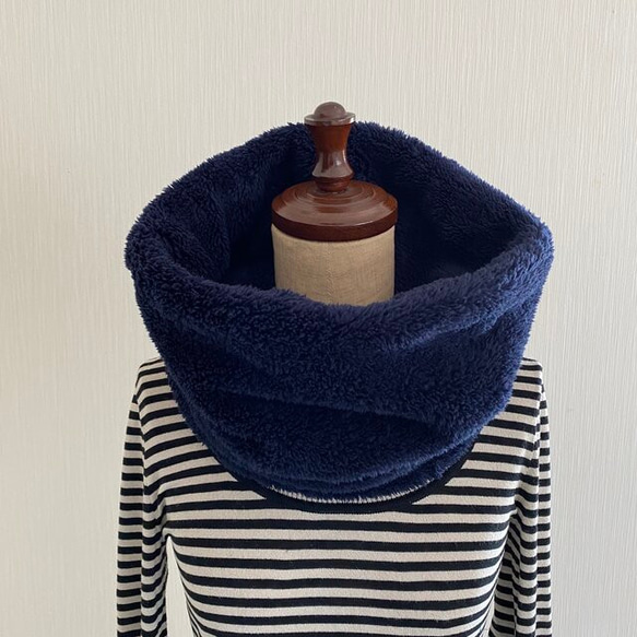 ♡Fluffy Mokomoko ♡Volume Snood ♡Neck Warmer ♡Navy 第2張的照片