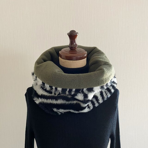 カッコいい！MARK & LONA 星柄 ネックウォーマー MARK & LONA ネックウォーマー付長袖（カッコいい！MARK & LONA しよう